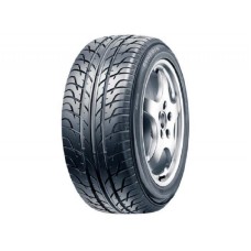 TAURUS 205/70R15C 106/104S 101 let